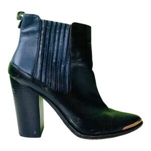 BCBGMAXAZRIA Slip On Pointed Toe Heeled Boots Leather Black US 7.5 EU 37.5